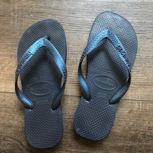 Havaianas Blue THEIR SIZE 7/8 Womens Good used